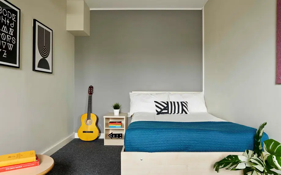 Room Alma Street in Sheffield