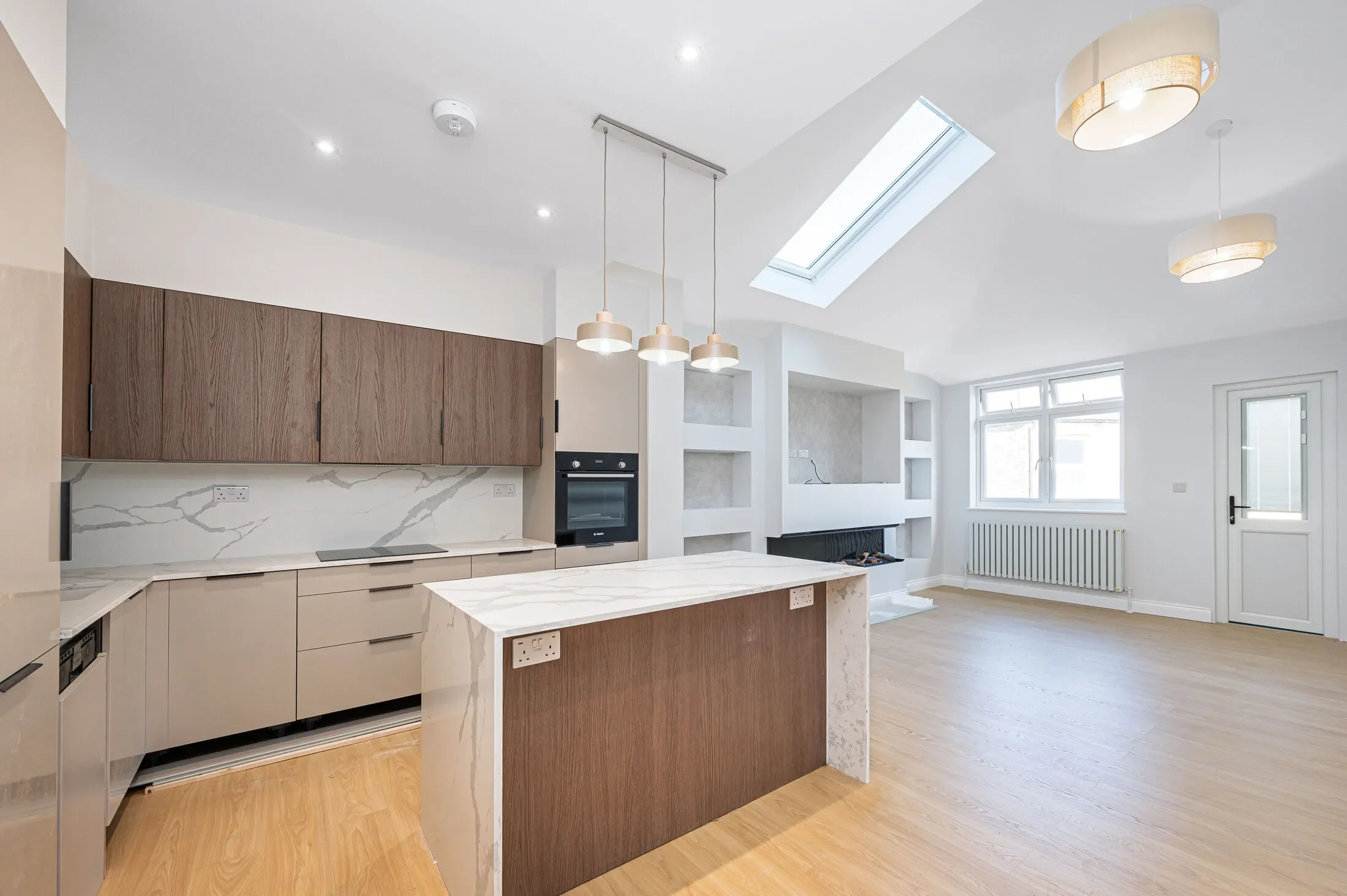Flat Percy Road in Greater London