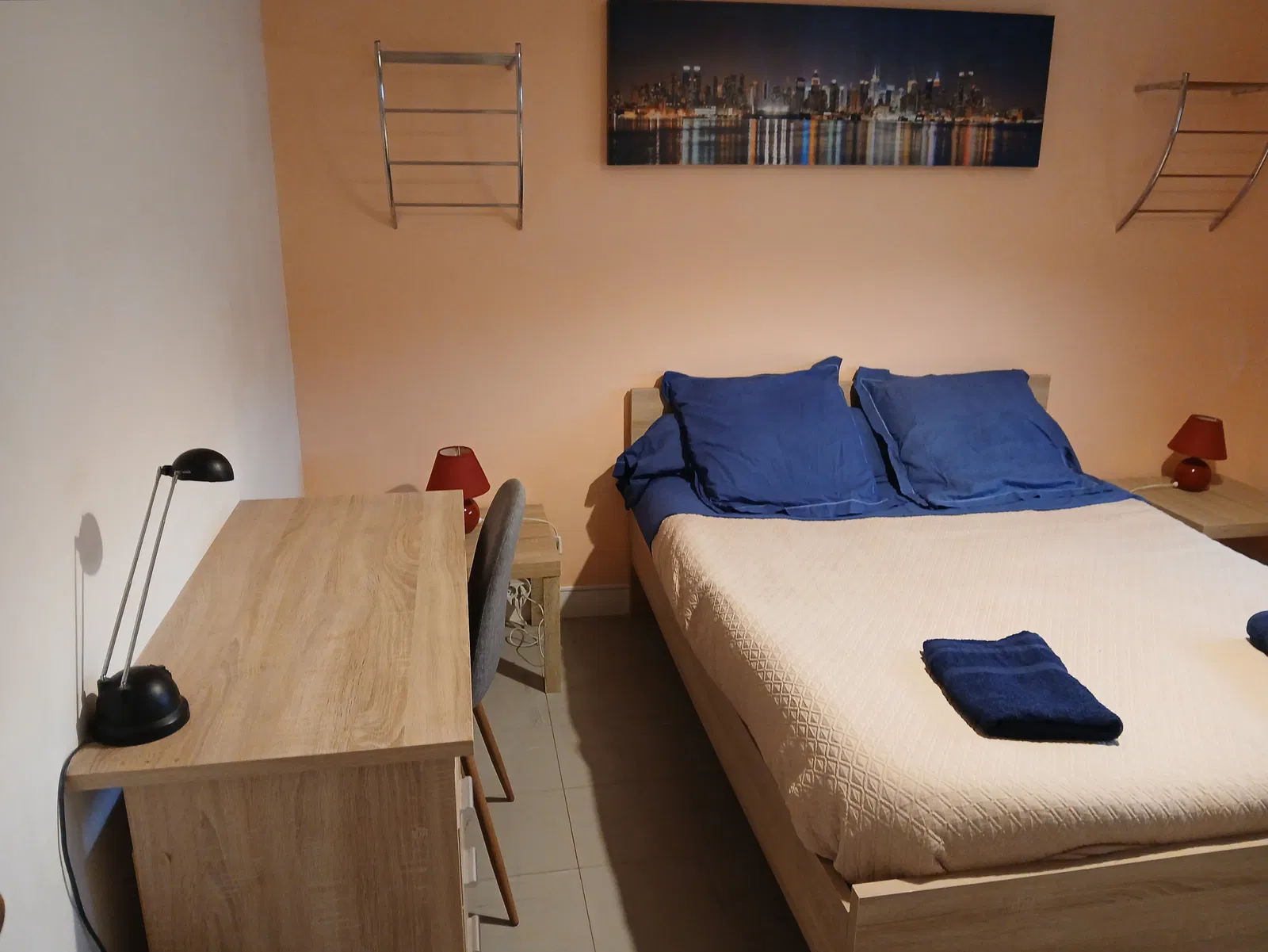 Chambre Rue Courteline à Castres