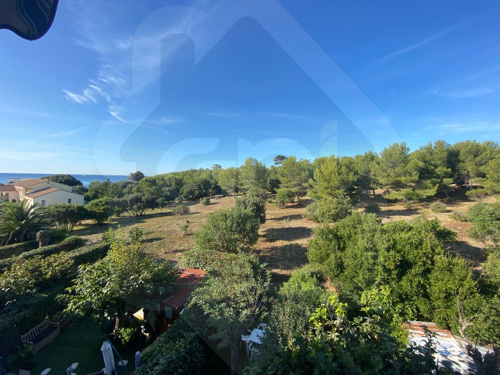 Appartement Avenue Pierre Matraja à Sausset-les-Pins