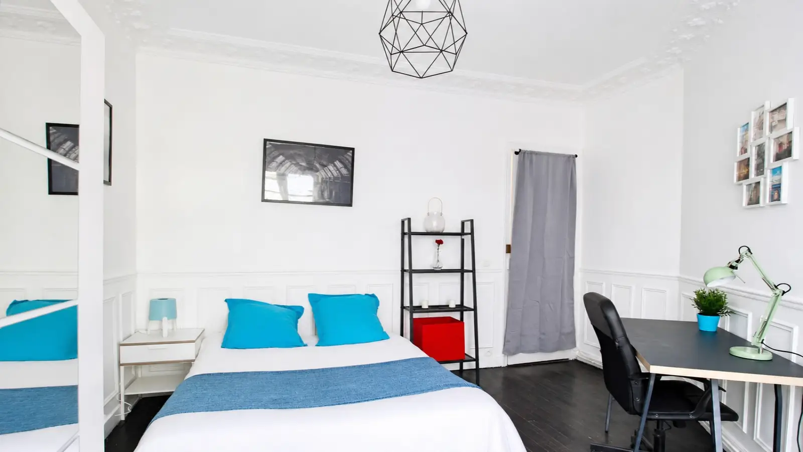 Chambre Avenue Gambetta à Paris