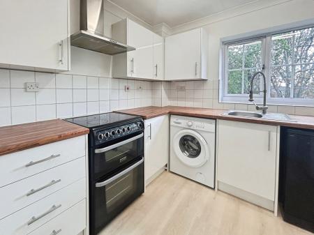 Flat Saint Thomas Court in Thatcham