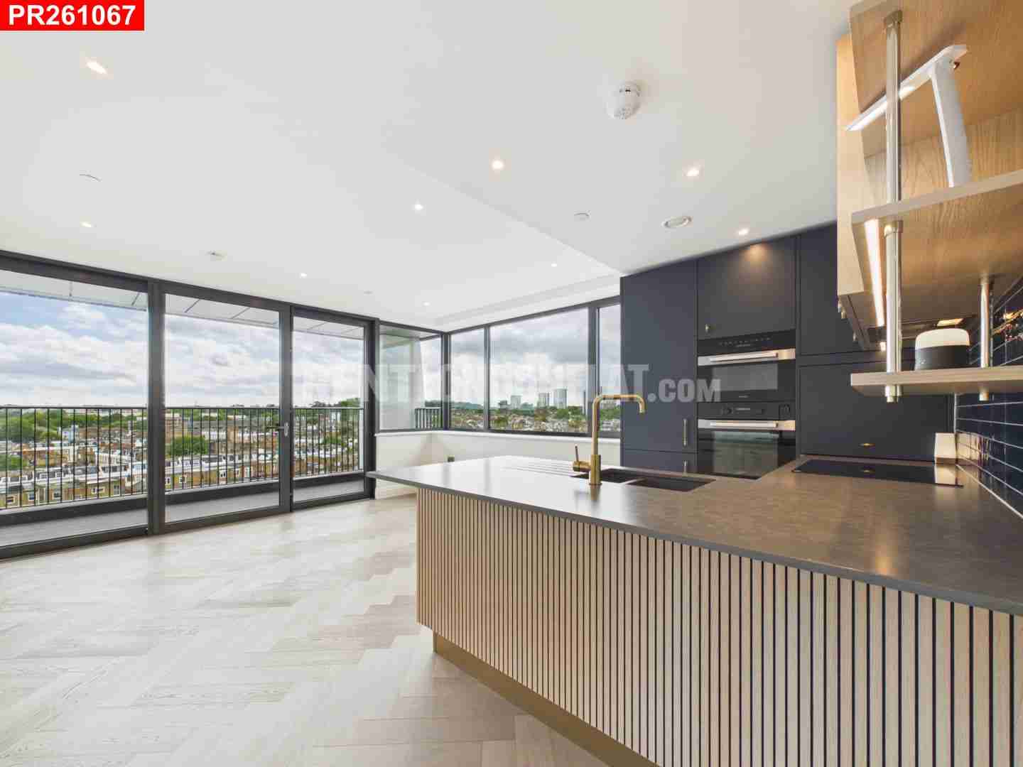 Flat Berry Hill in Taplow