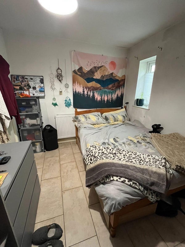 Room Glyn Vale in Bristol