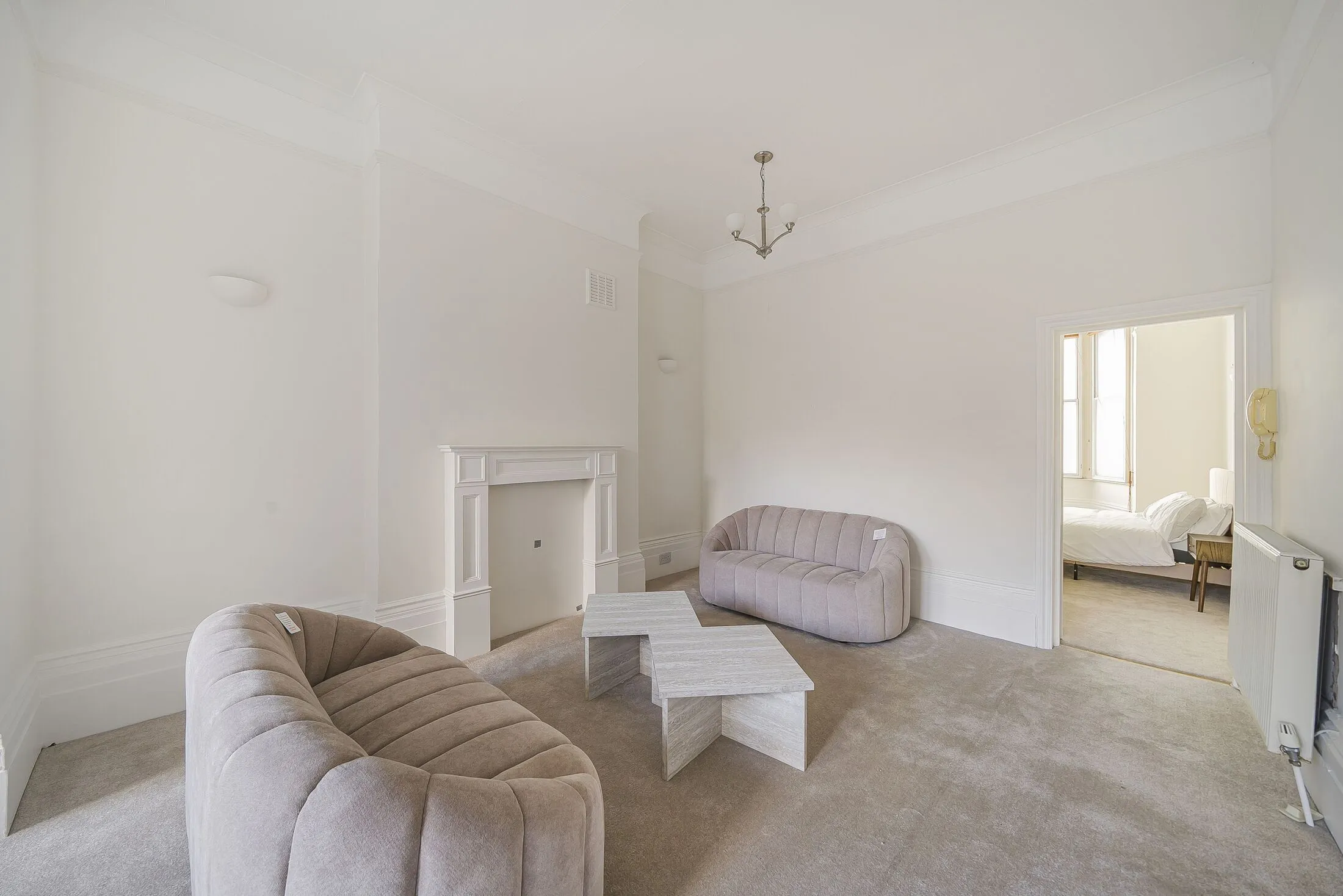 Flat Finborough Road in Greater London