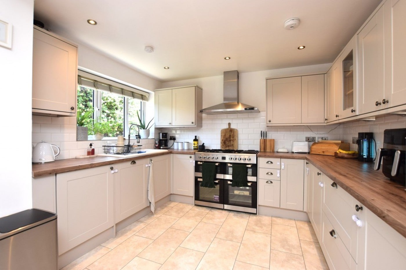 House Mitchell Close in Huntingdonshire