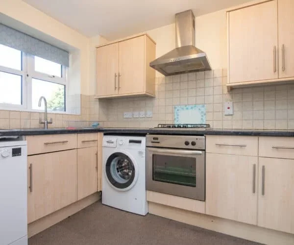 Flat The Elms in Golborne