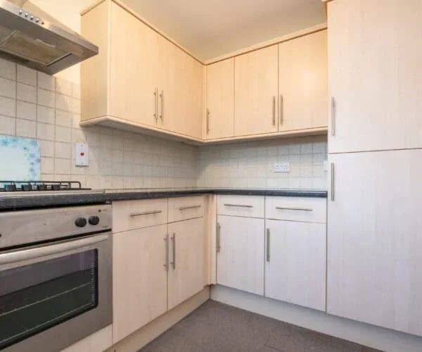 Flat The Elms in Golborne