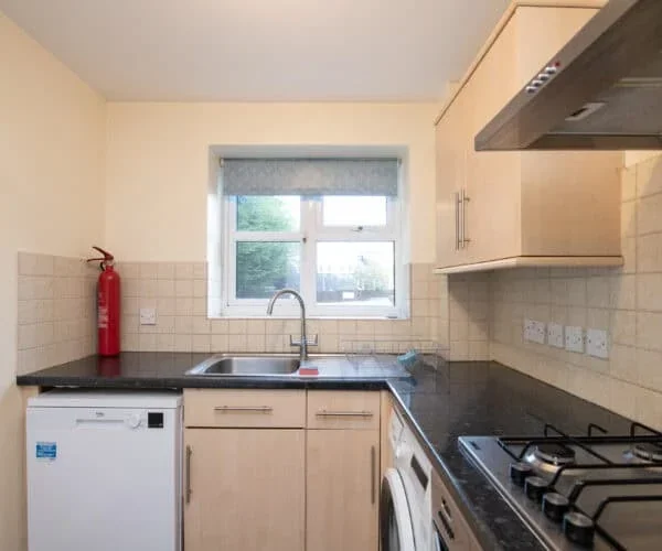 Flat The Elms in Golborne