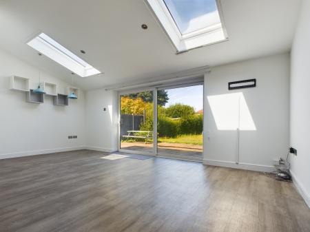 House Grove Road in Basingstoke and Deane