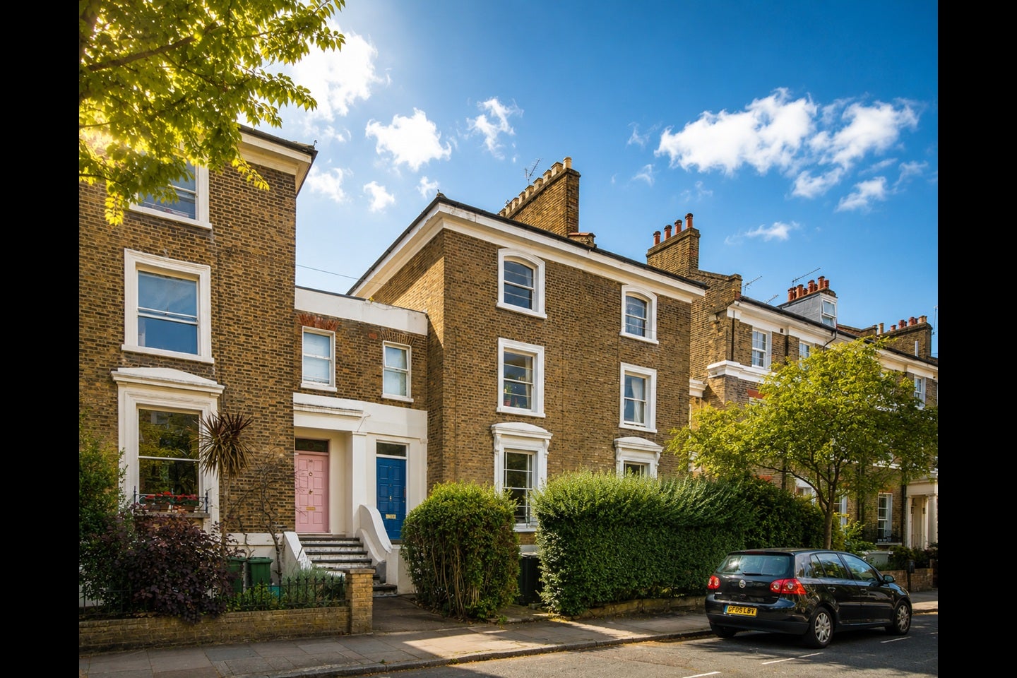 Flat St John's Villas in Greater London