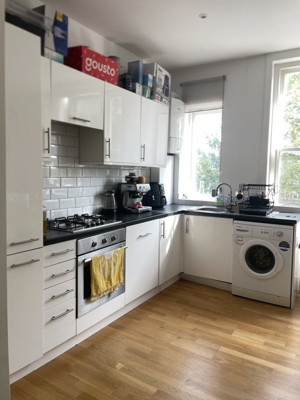 Room Hilldrop Road in Greater London