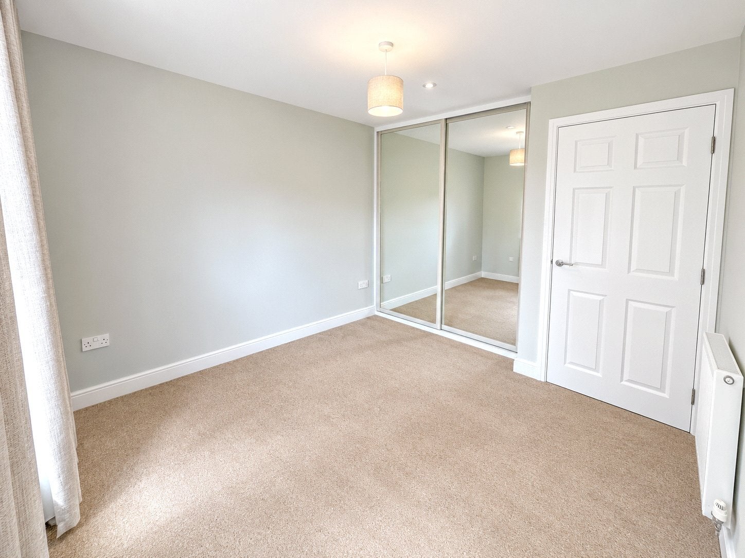 Flat Veale Drive in Exeter