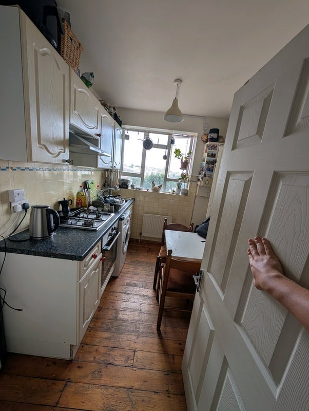 Room Queen's Road in Bristol