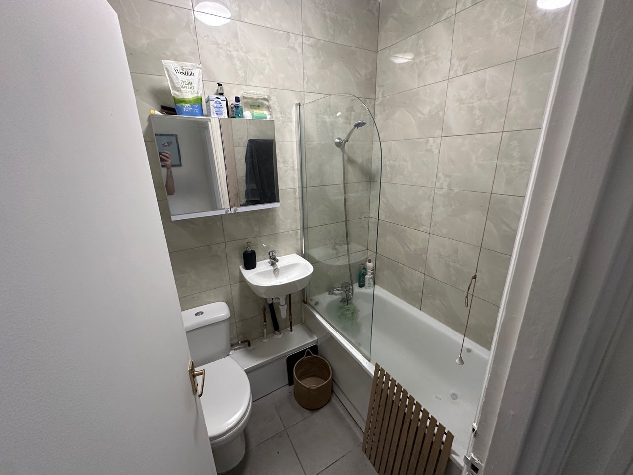 Flat Northwold Road in Greater London