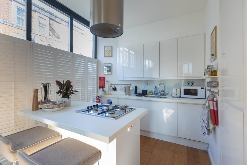 Room Mirabel Road in Greater London