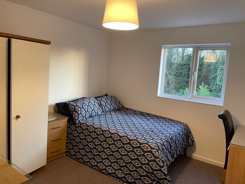 Room Haseley Close in Redditch