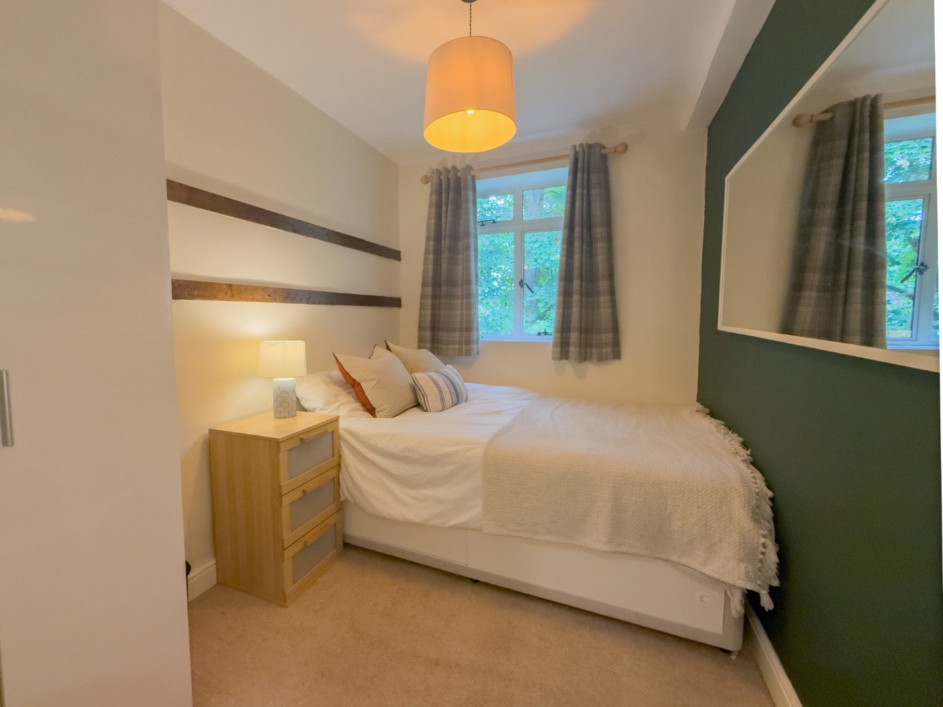 Flat Wilmslow Road in Manchester