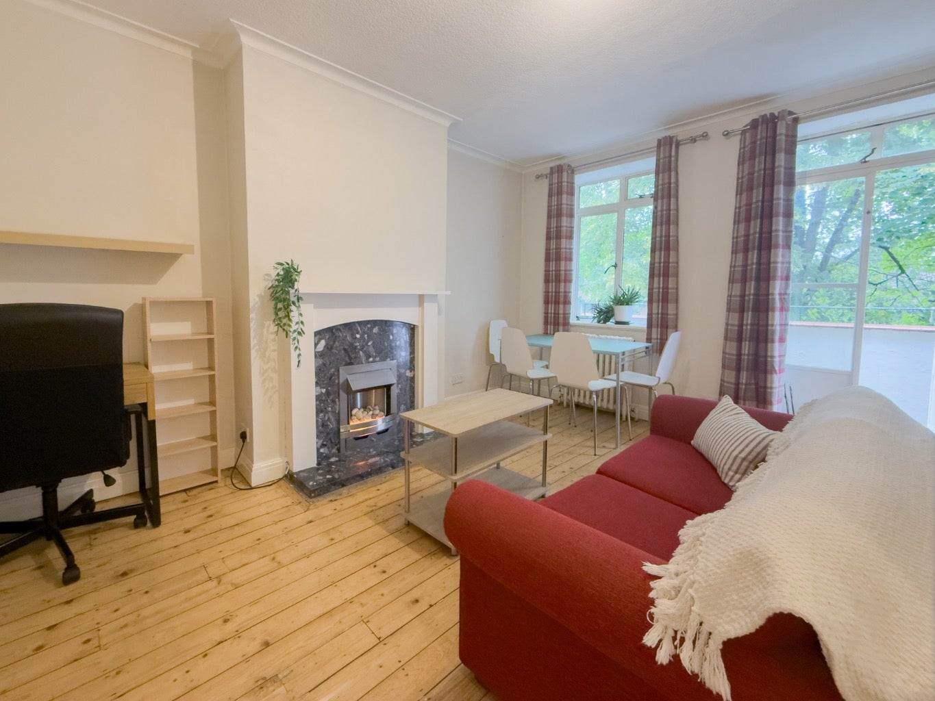 Flat Wilmslow Road in Manchester