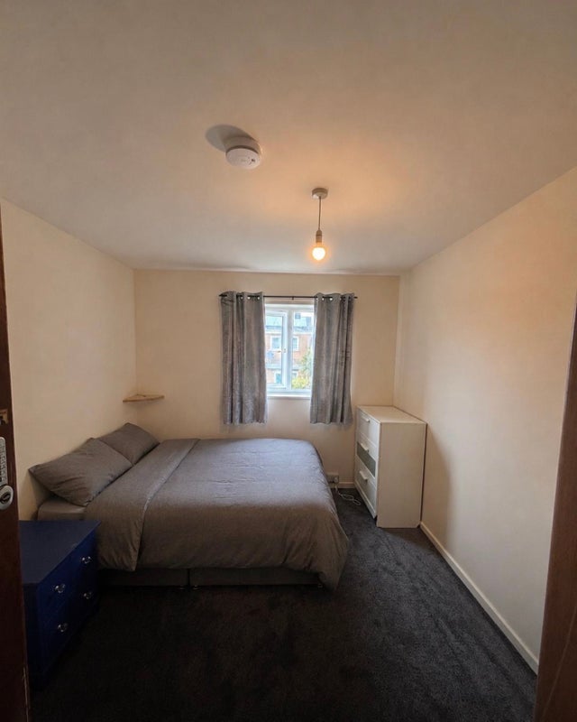 Room School Road in Madeley