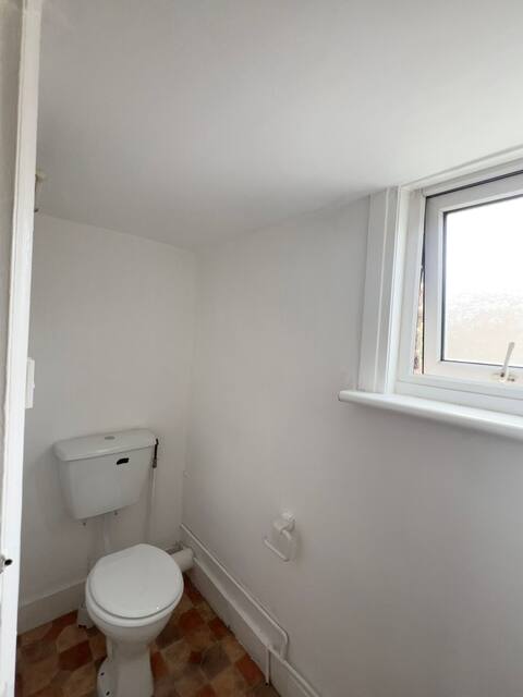 Room Tabor Grove in Greater London