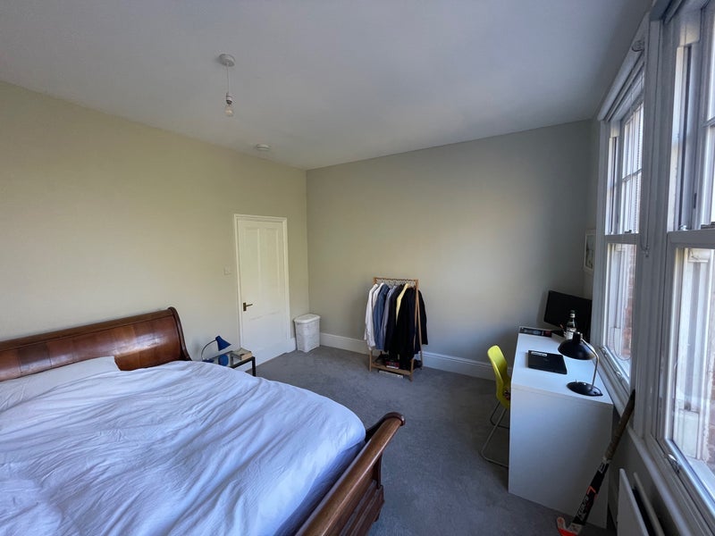 Room Lavender Hill in Greater London