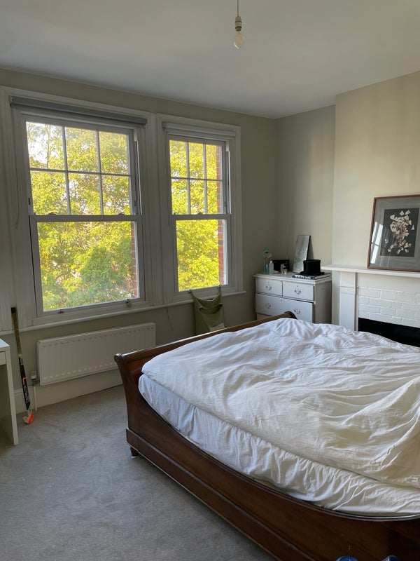 Room Lavender Hill in Greater London