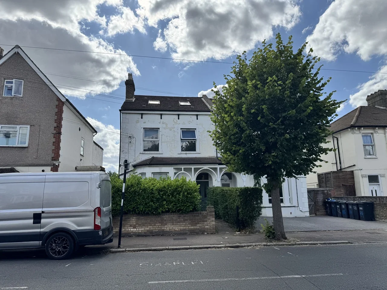 Flat Birchanger Road in Greater London