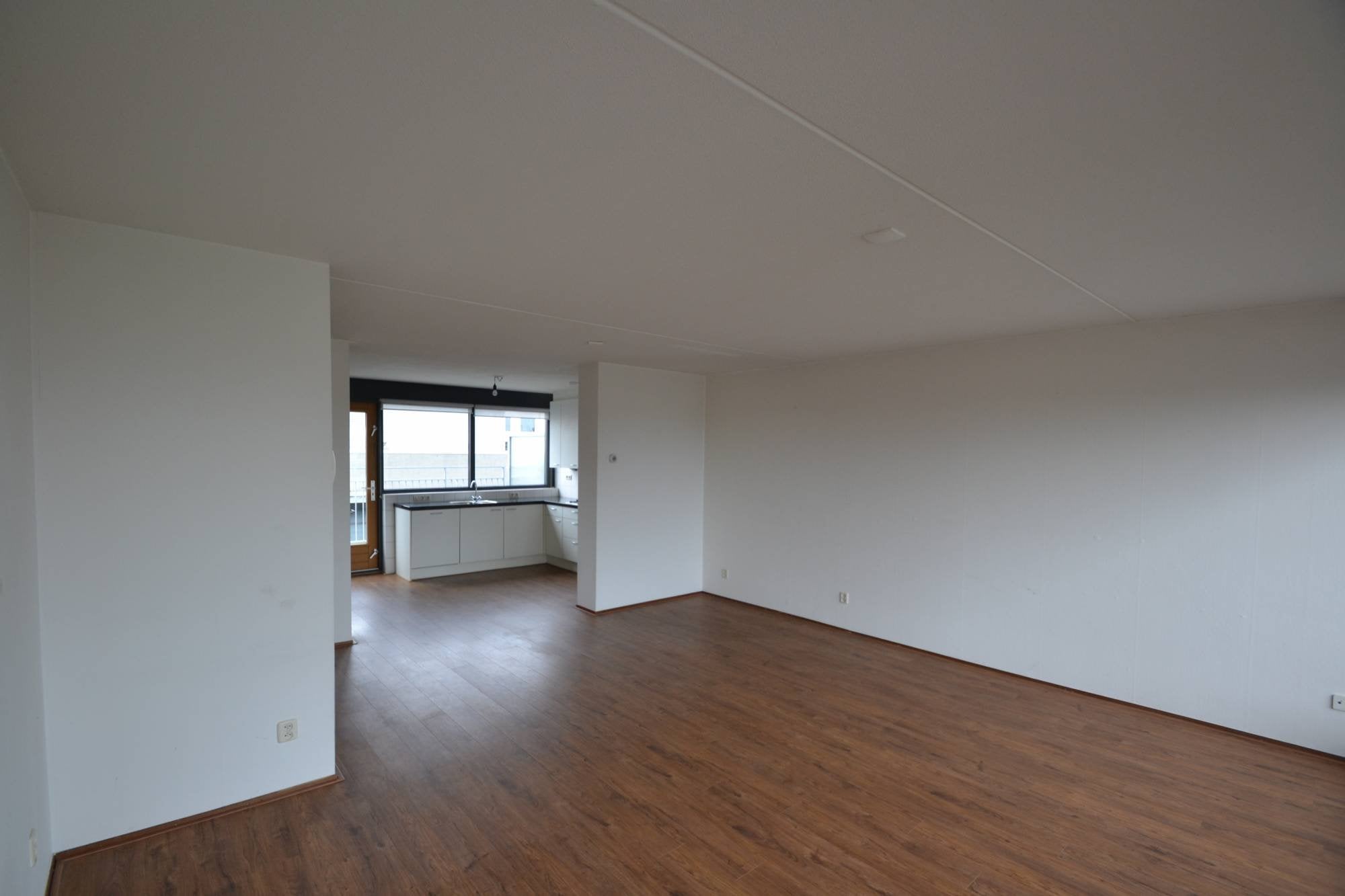 Woning te huur: Maasboulevard, Maastricht