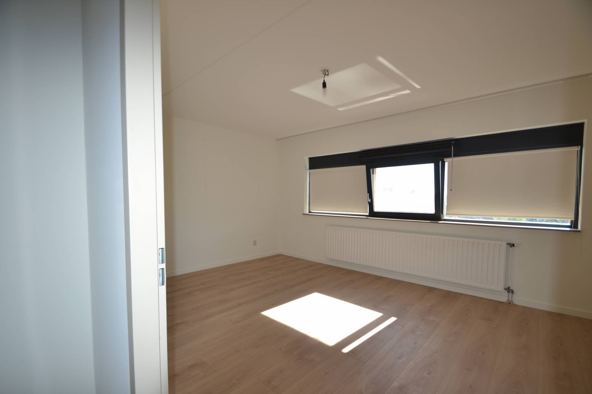 Woning te huur: Maasboulevard, Maastricht