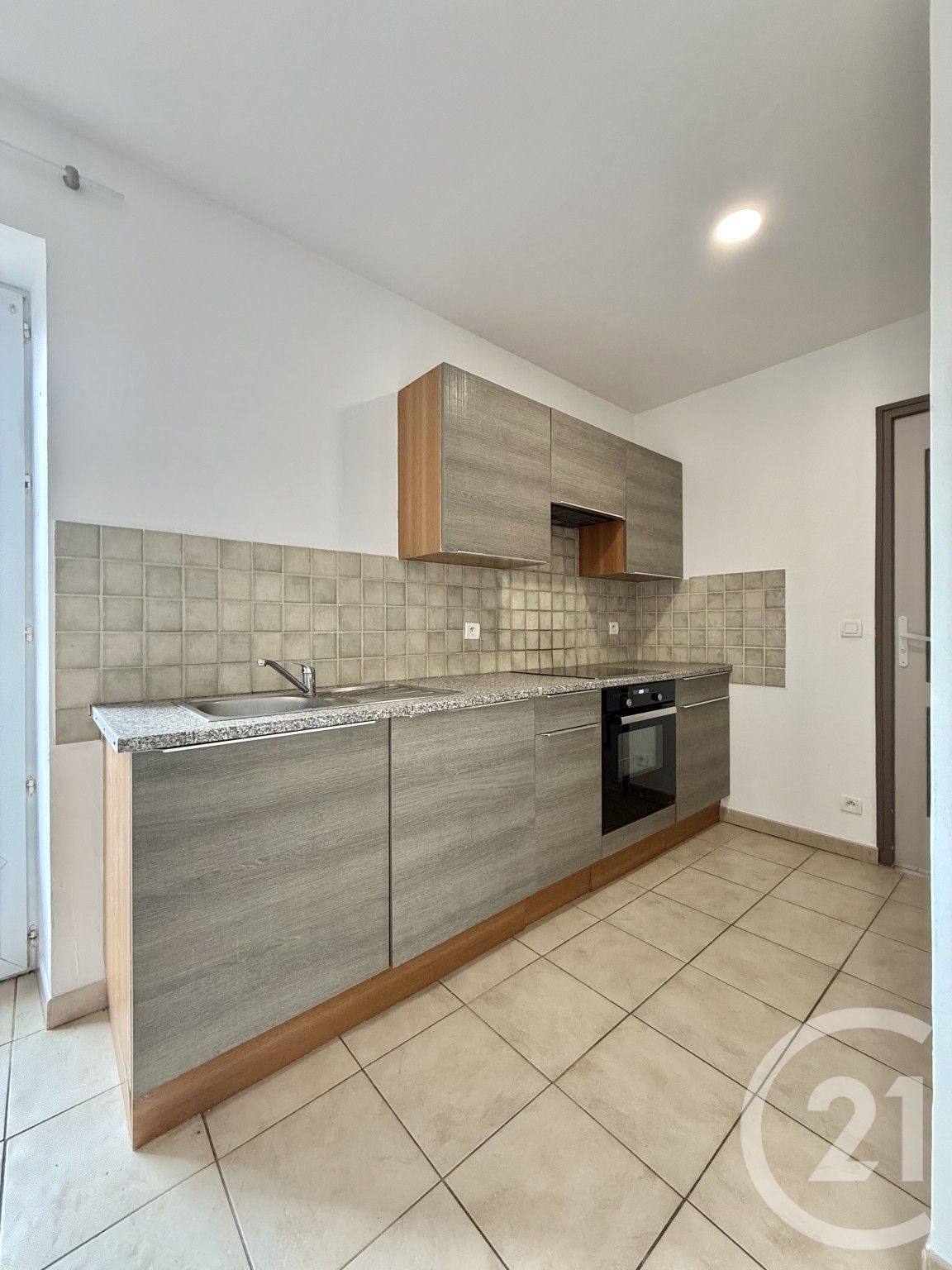 Appartement D 133 à Villeneuve-sur-Allier