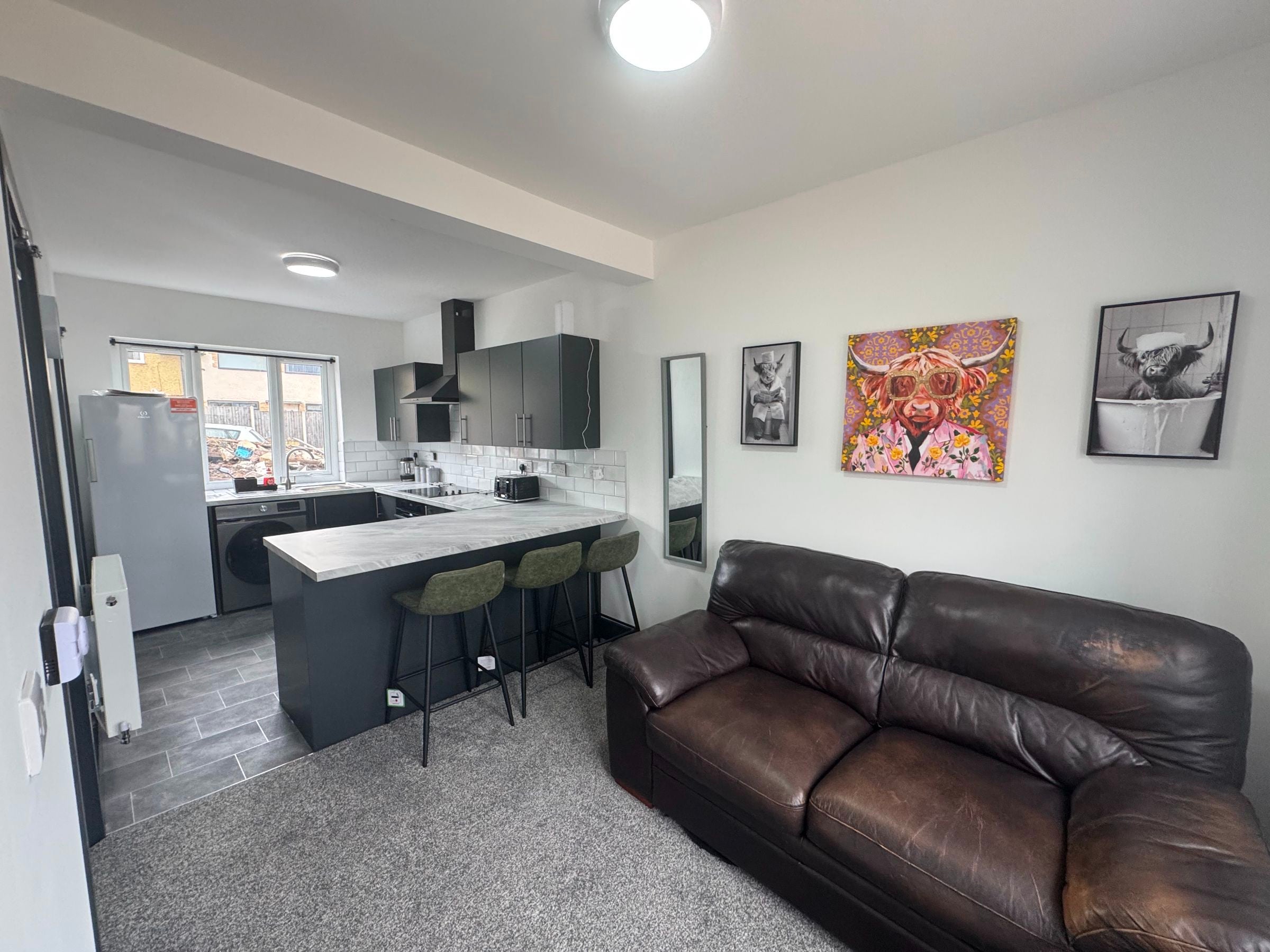 Room The Crescent in Doncaster