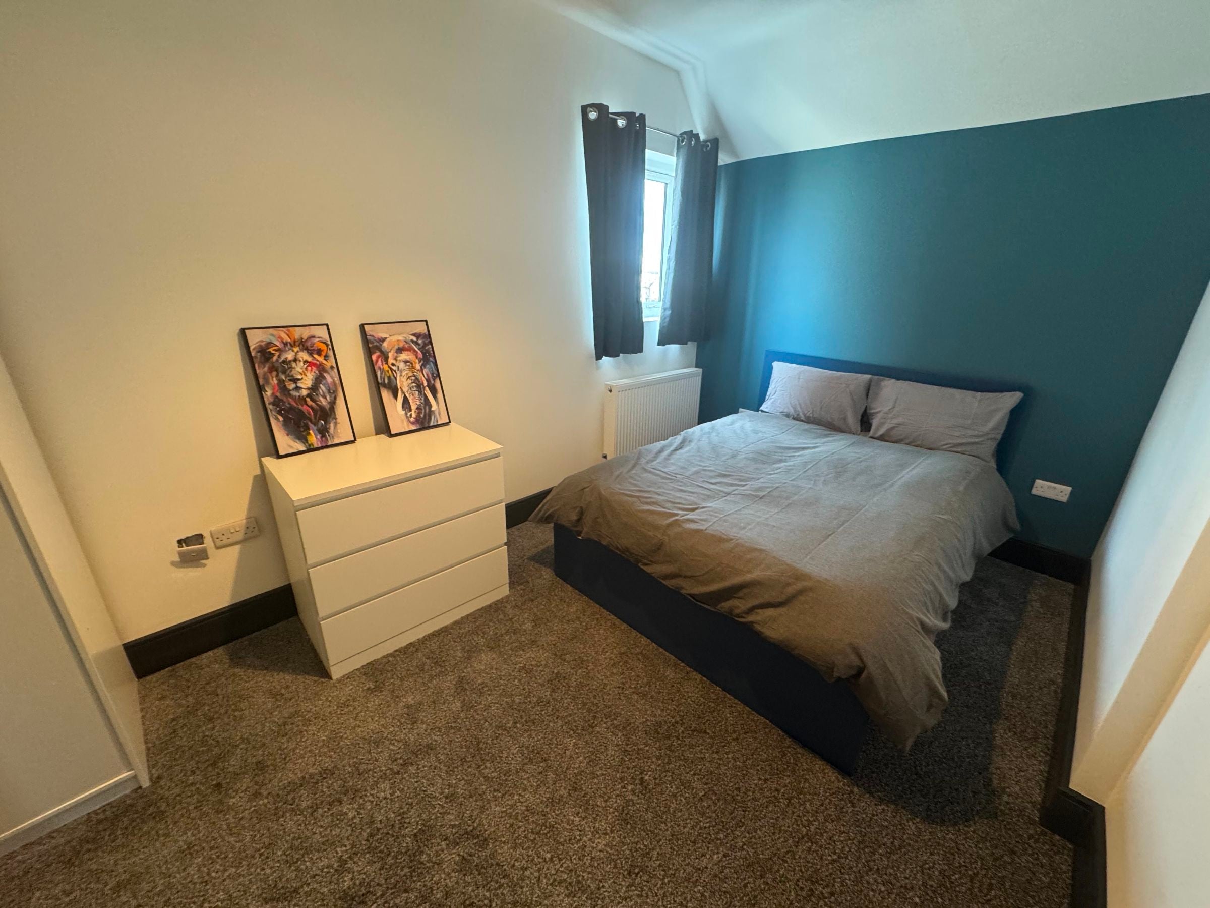 Room The Crescent in Doncaster