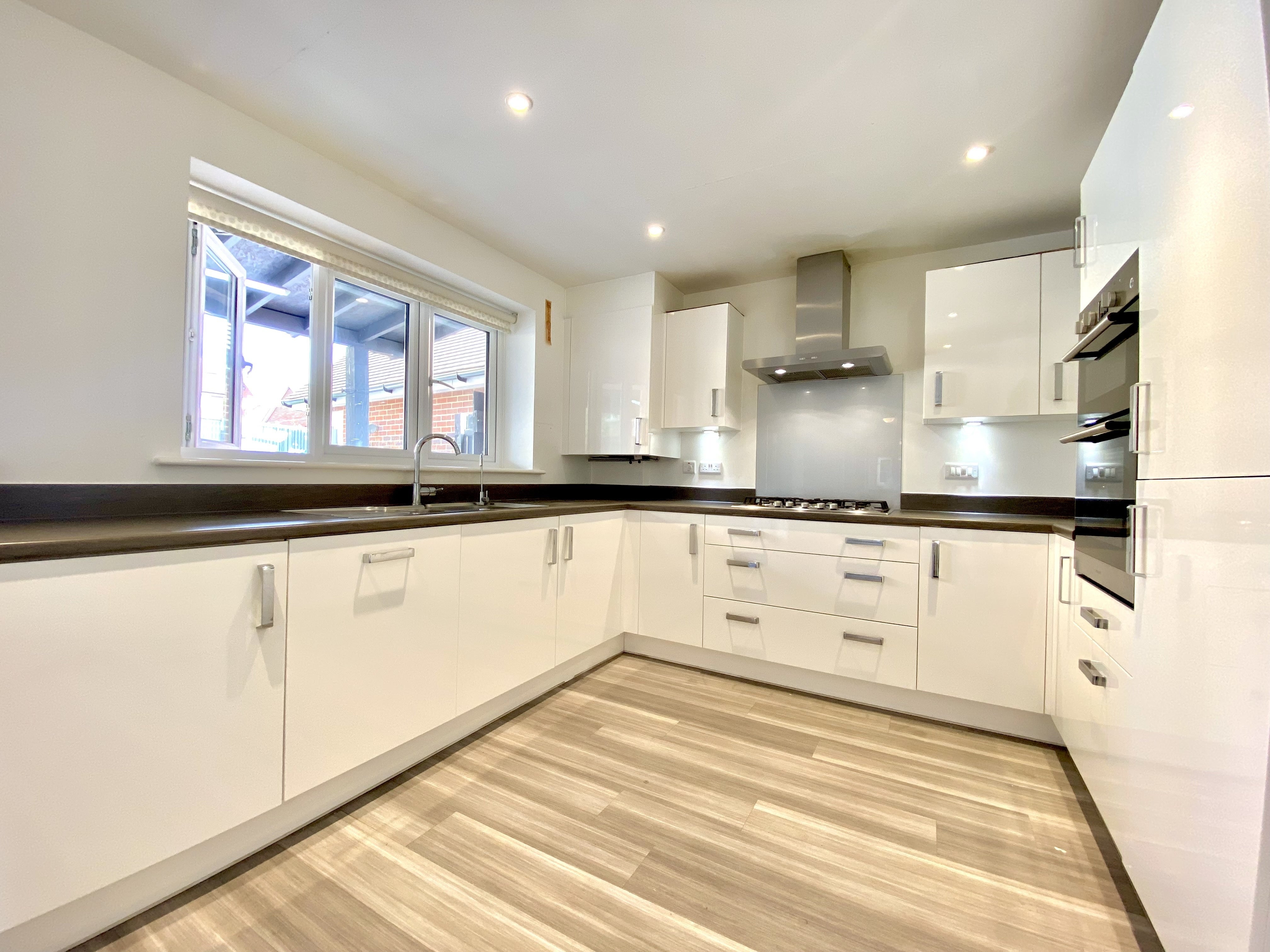 Flat Oaken wood Drive in Maidstone
