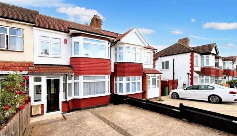 Room Tiverton Road in Greater London