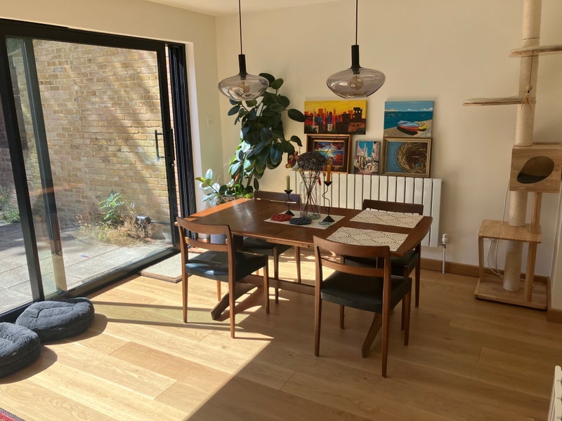 Room Palace Road in Greater London