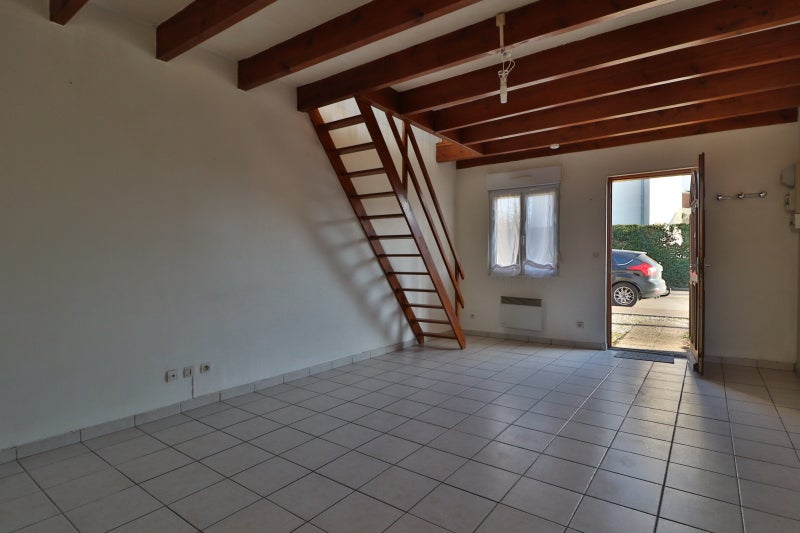 Appartement Rue Voltaire à Saint-Julien-les-Villas