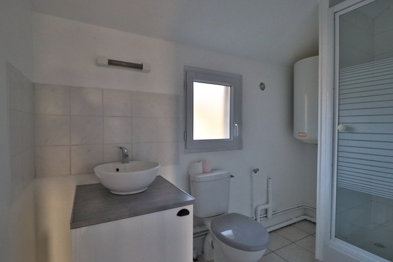 Appartement Rue Voltaire à Saint-Julien-les-Villas