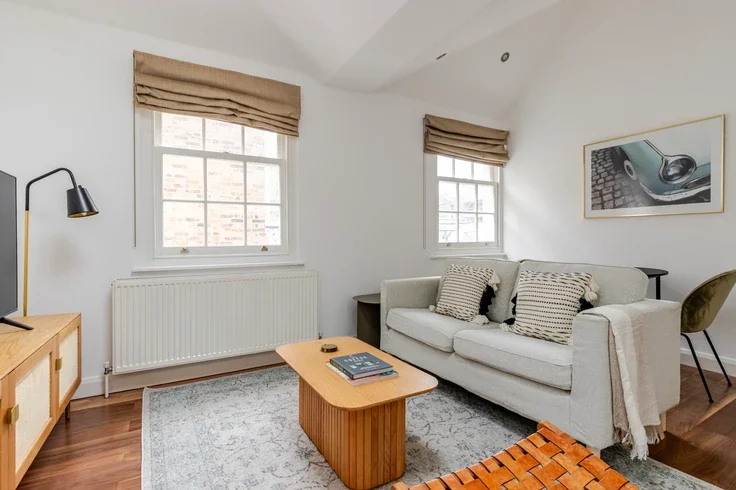 Flat Ivor Place in City of Westminster
