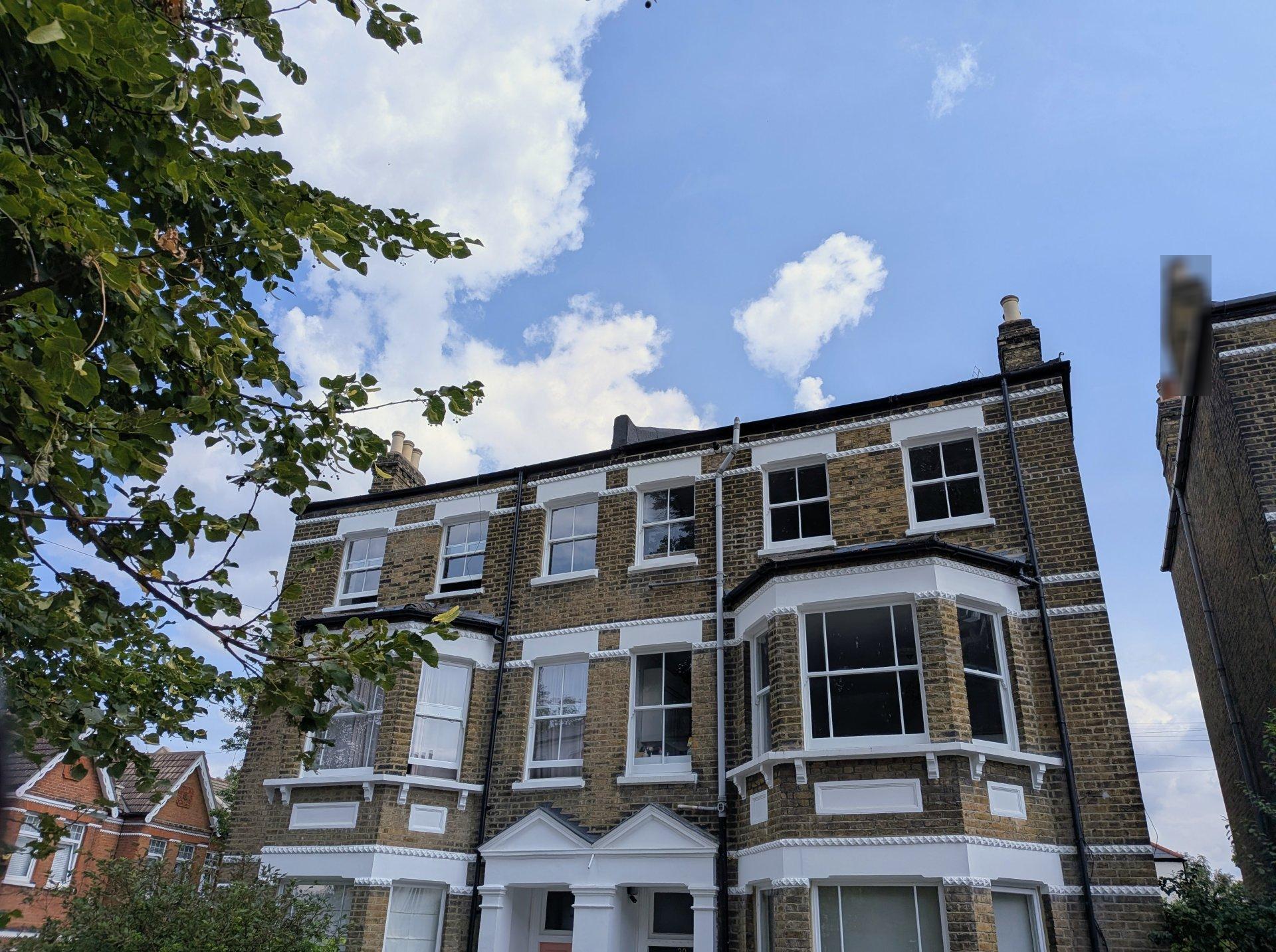 Flat Champion Grove in Greater London