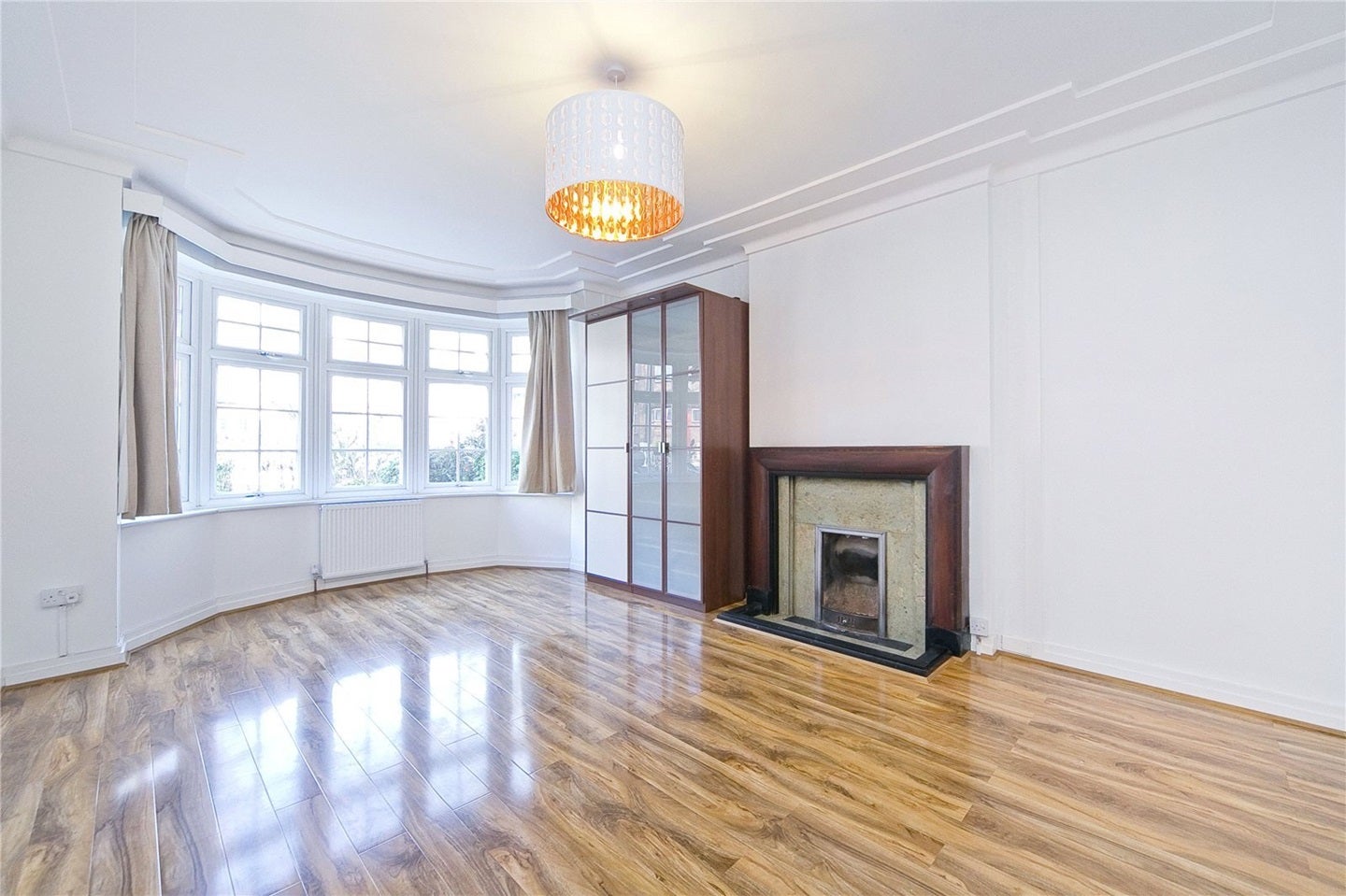 Flat Kingscroft Road in Greater London