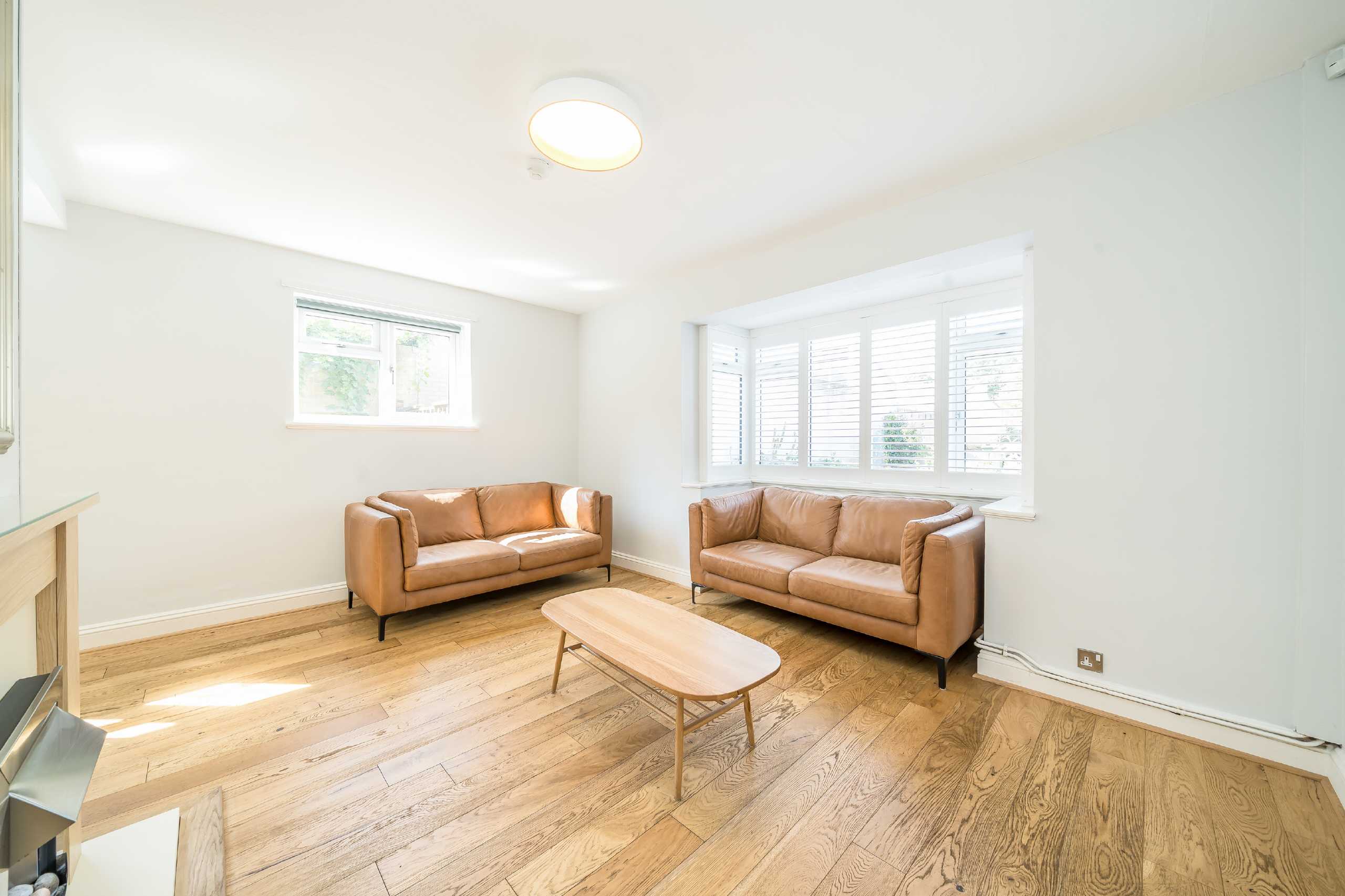 House Effra Road in Greater London