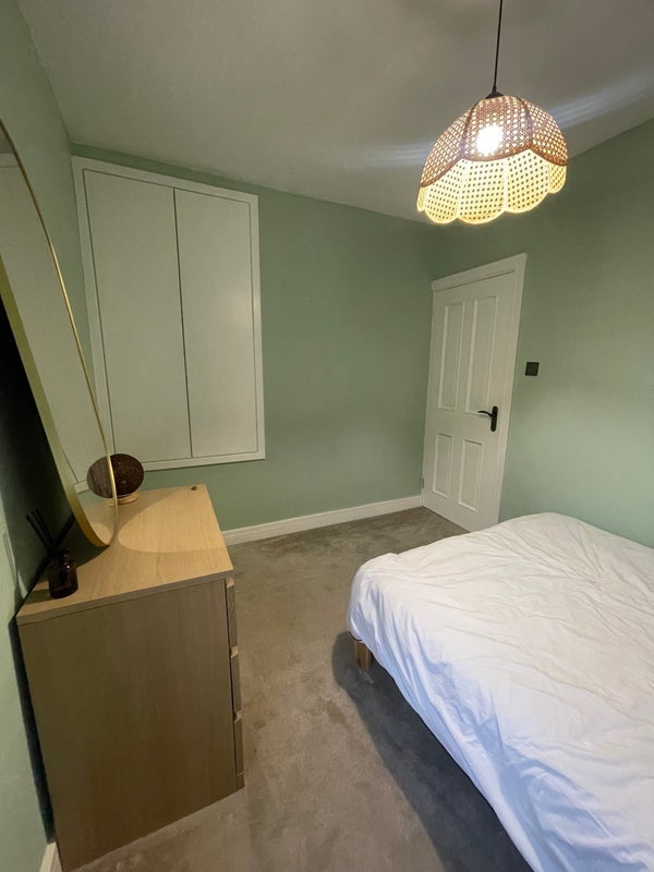 Room Marian Road in Greater London