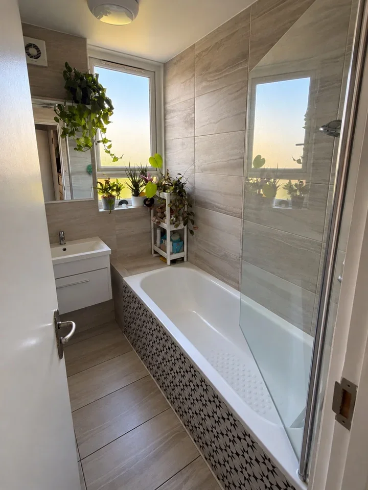 Flat Stoford Close in Greater London