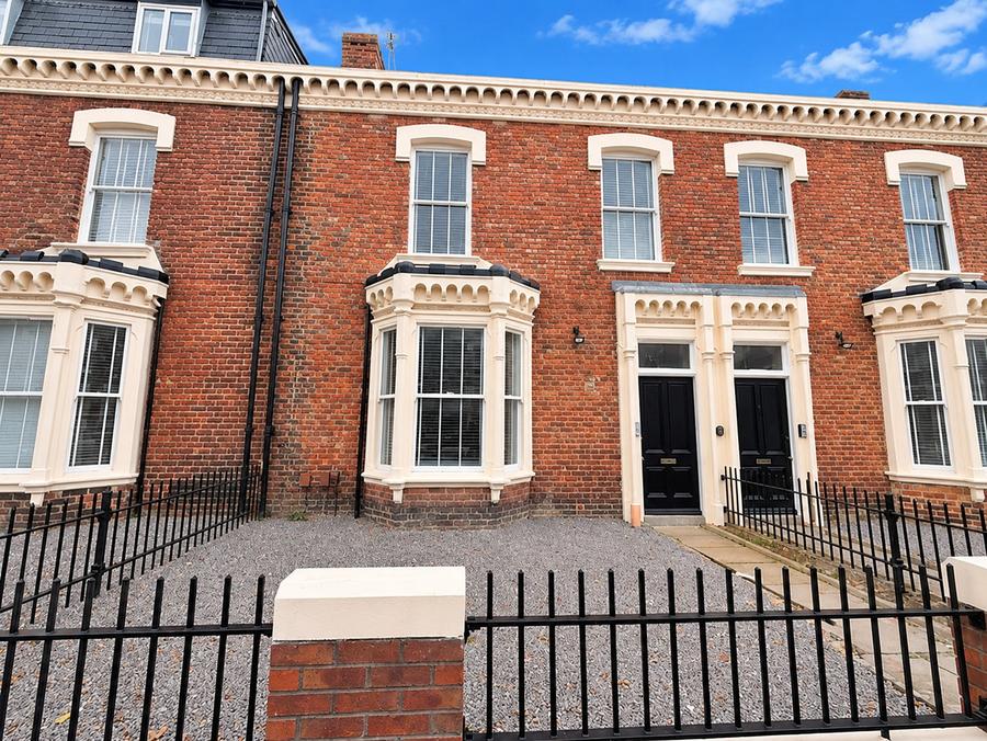 Flat Azalea Terrace North in Sunderland