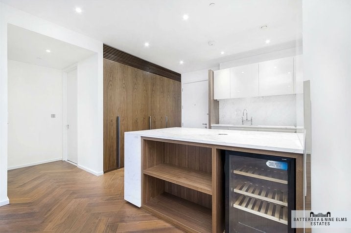 Flat New Union Square in Greater London