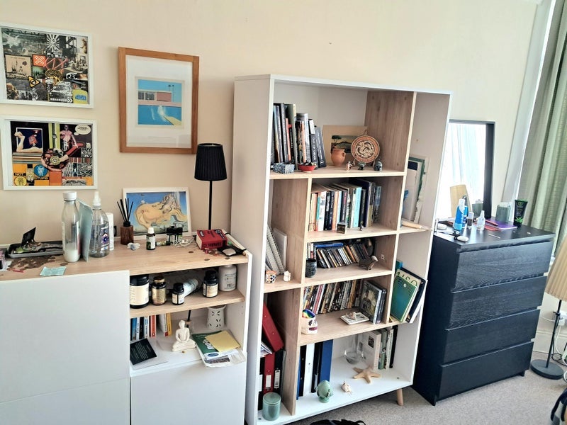 Room Fordhook Avenue in Greater London