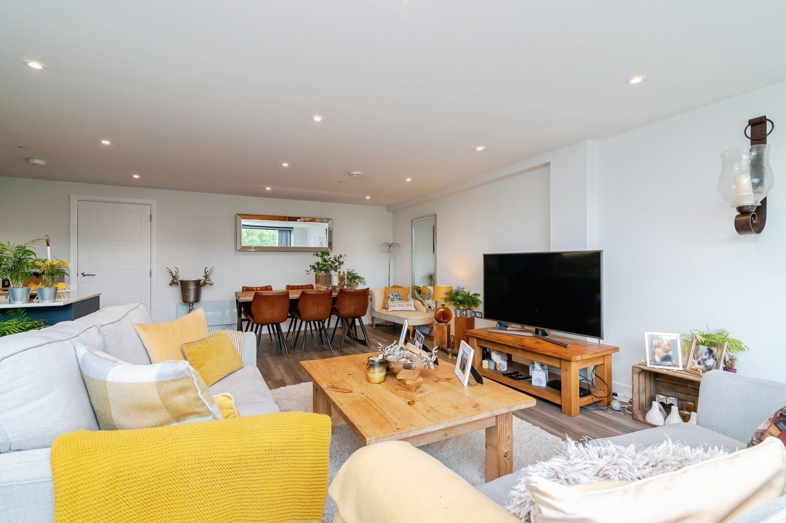 Flat Poppy Close in Rushcliffe