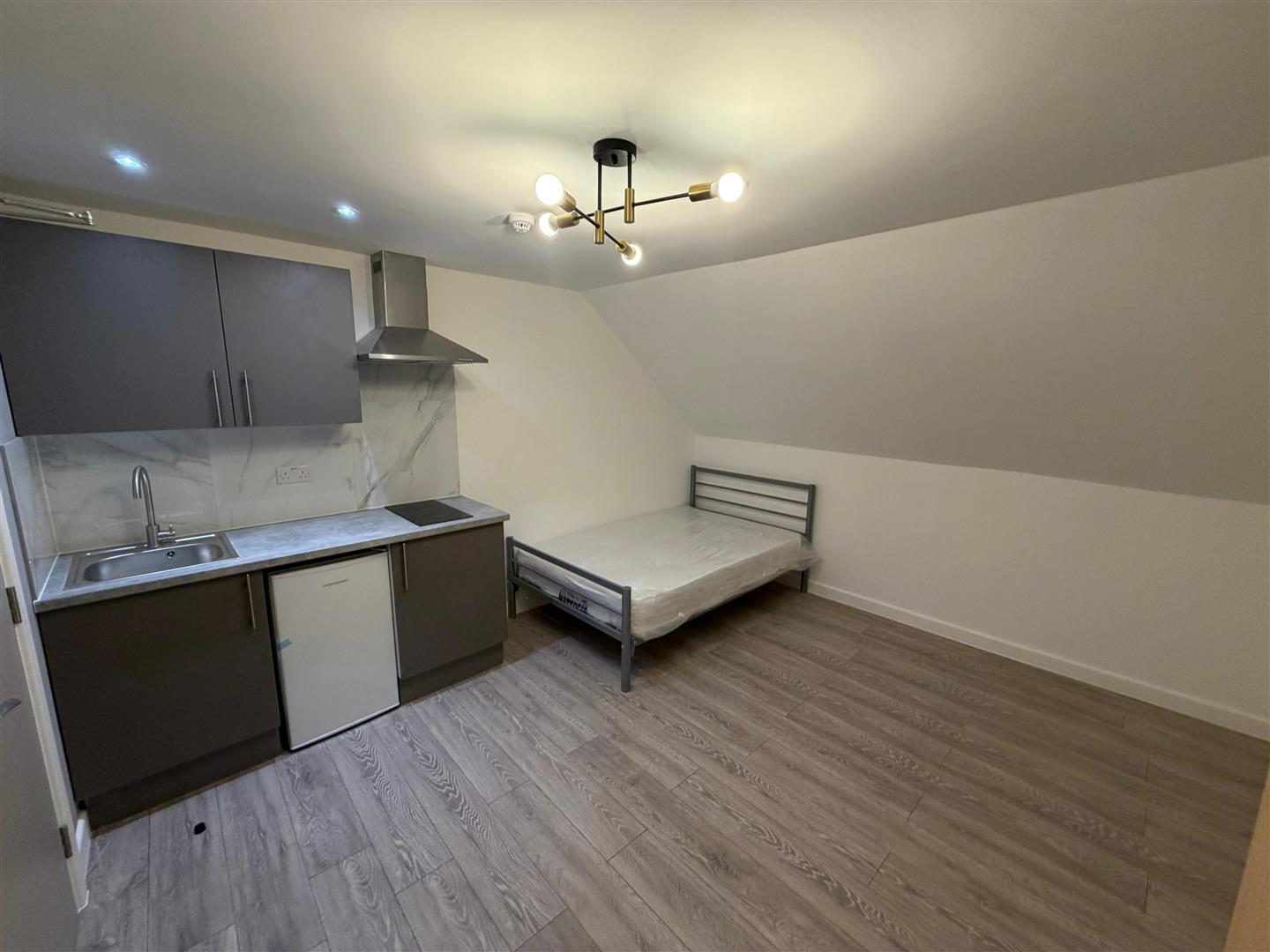 Room Liverpool Road in London