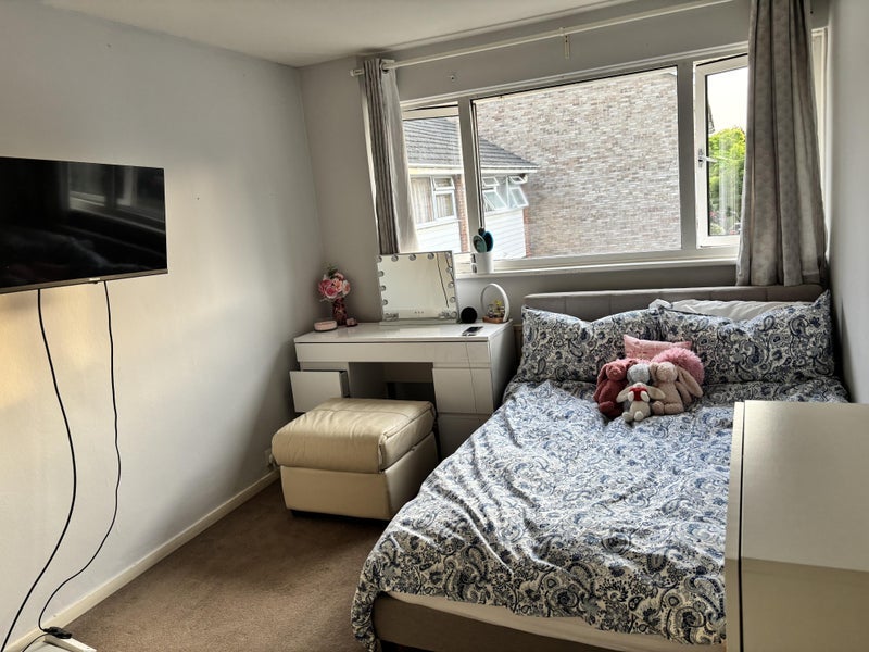 House West Woodside in Greater London